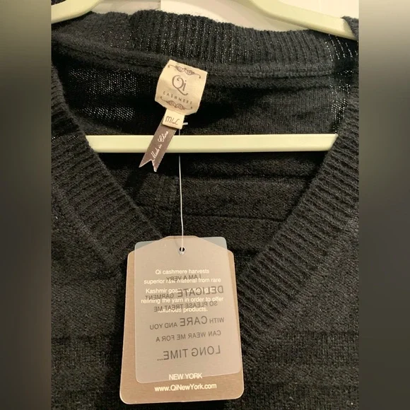 NWT QiCashmere 100%cashmere poncho style sweater minimalist casual old money M/L - Picture 2 of 5